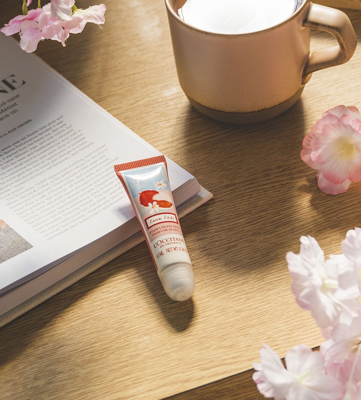 荔枝櫻花香氛凝膠,10ml,NT. 700 (限量)。