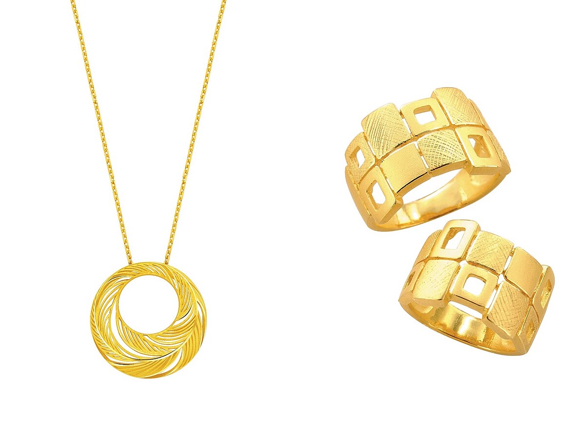 金羽鳳凰系列純金吊墜、格言系列寬版黃金對戒。