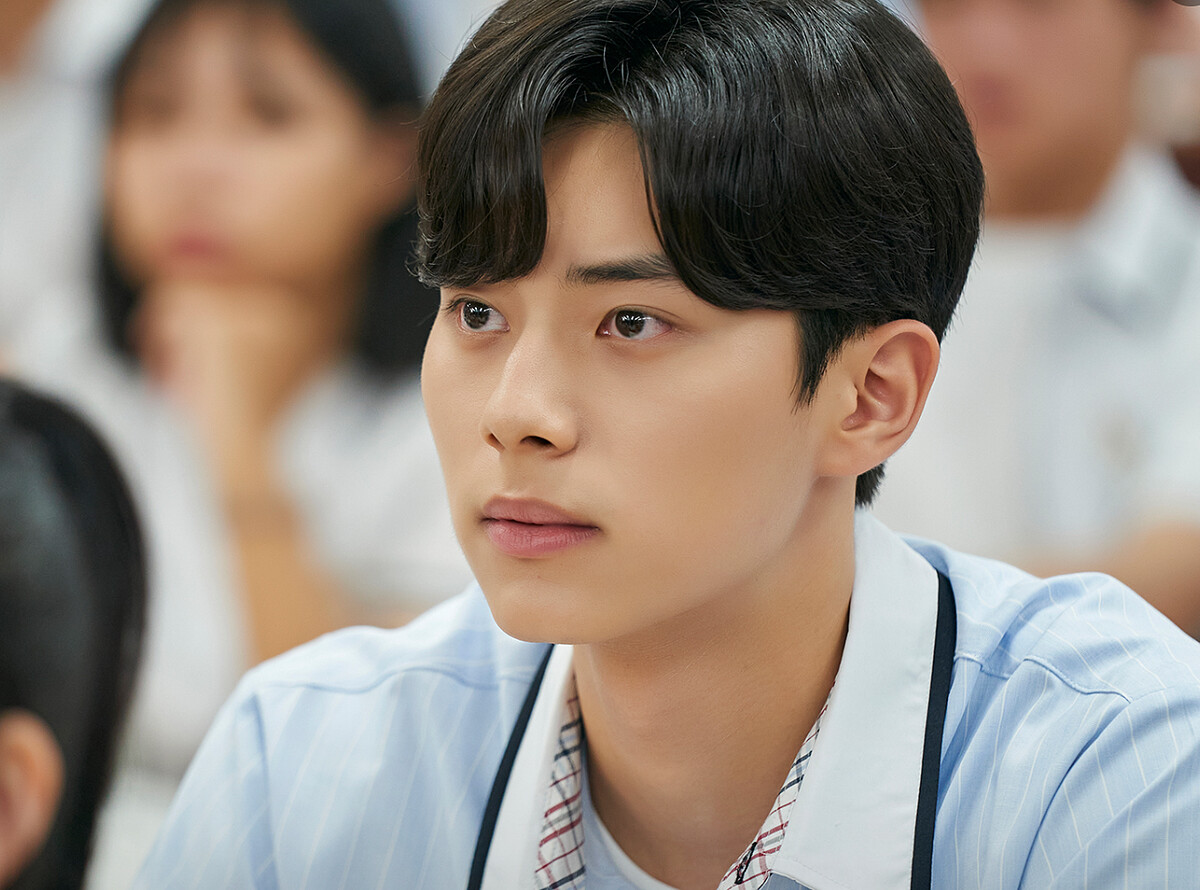 李彩玟 飾演 李善才