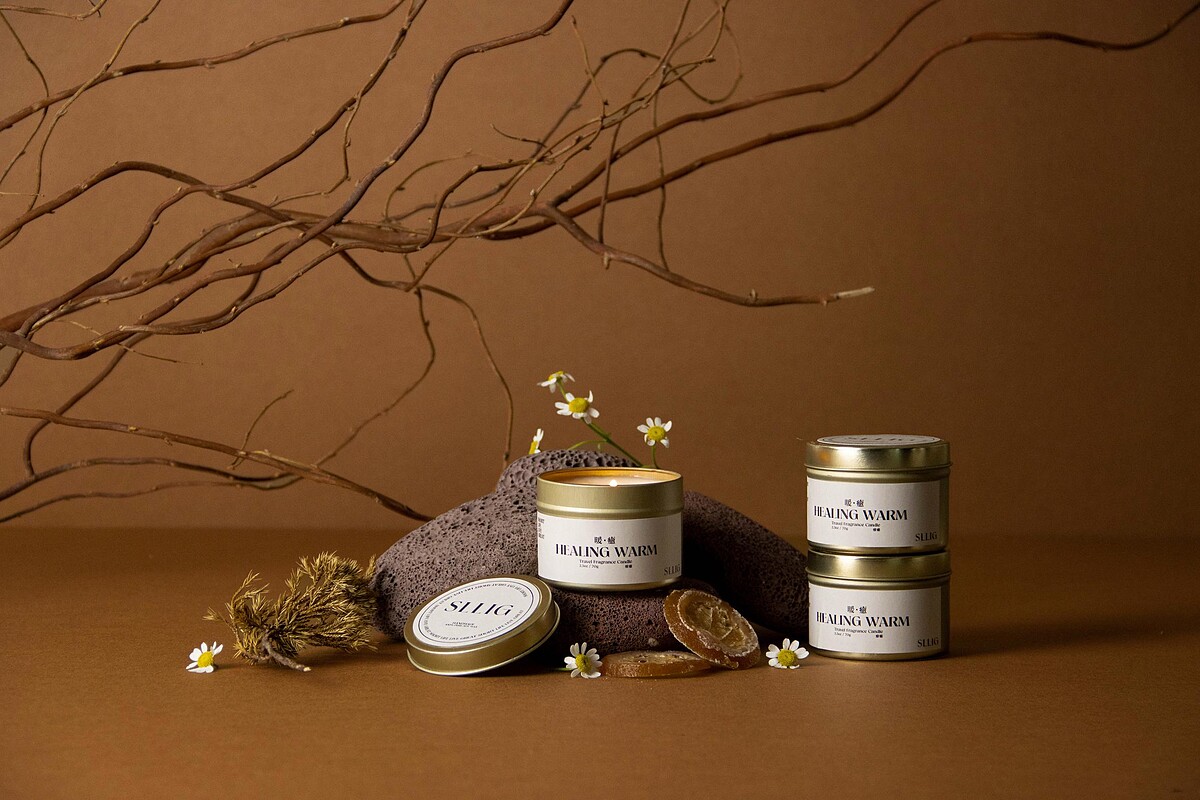 前味：法國佛手柑、義大利檸檬、粉紅葡萄柚 中調：紫羅蘭、鈴蘭、天鵝絨玫瑰、茉莉花後調：香葵、廣藿香、白麝香、雪松