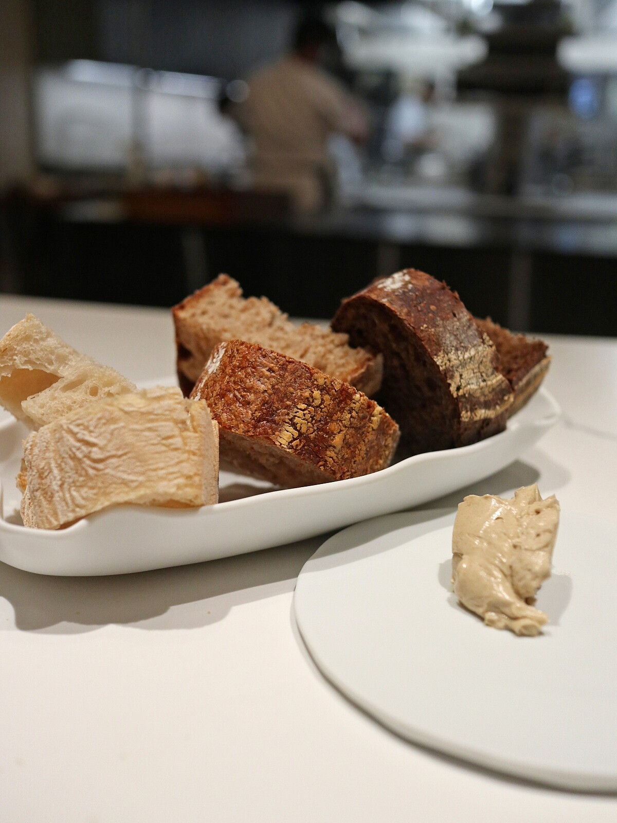 酸種、蕎麥、啤酒酵母手工麵包。