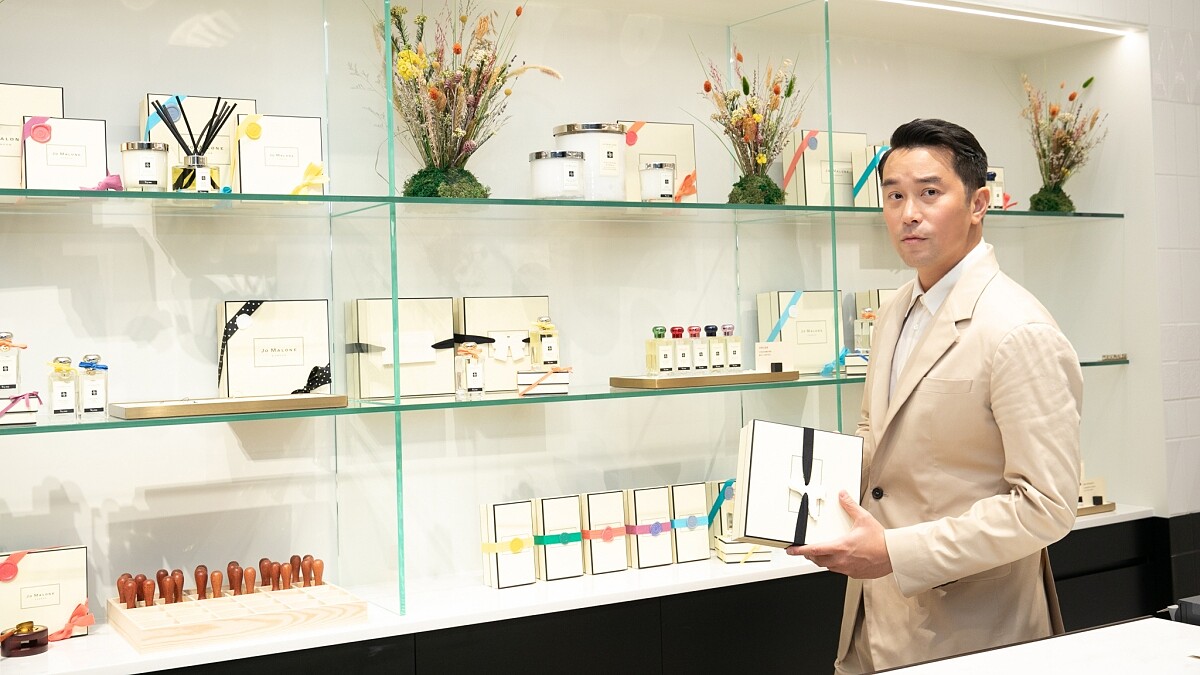 張孝全也自Jo Malone London Everyday Moment英倫禮贈服務中，挑選要送給媽媽的專屬禮盒。