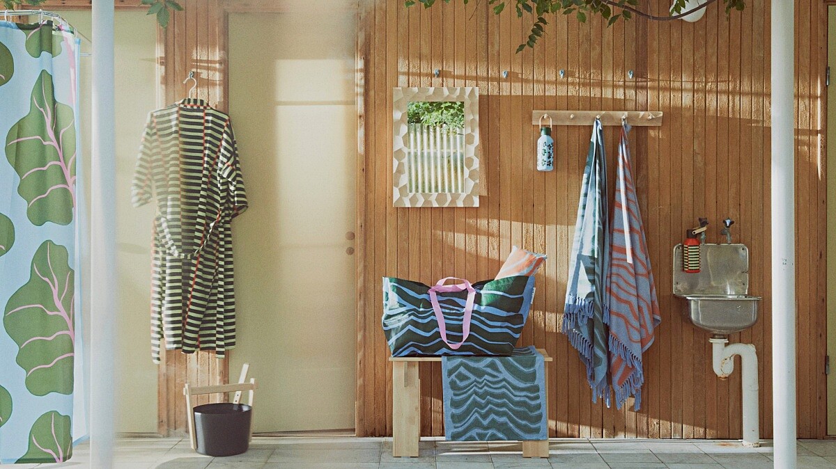 IKEA X Marimekko BASTUA聯名系列浴簾599元、長凳1999元