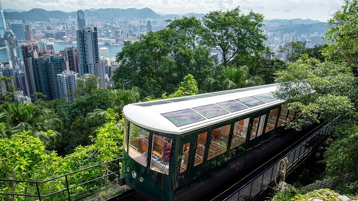 第六代山頂纜車