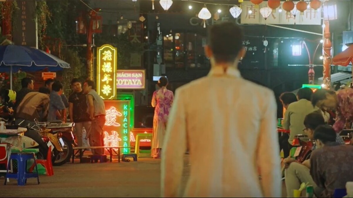 《模範計程車》再度致敬《花樣年華》