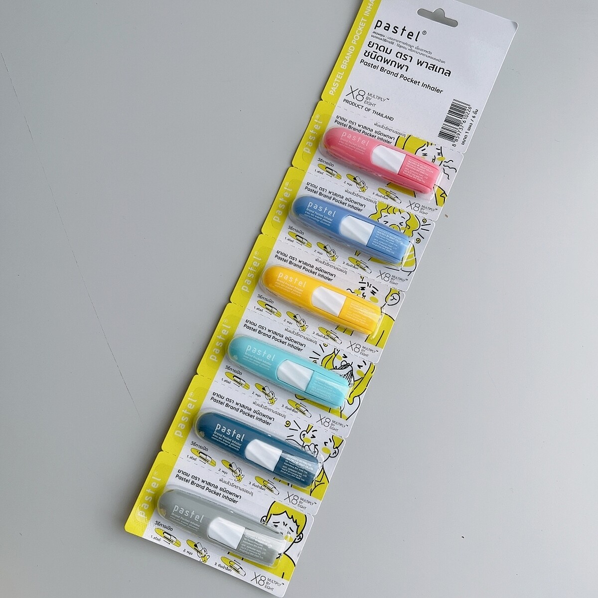 Pastel筆型薄荷棒，一整排六入都是不同顏色。