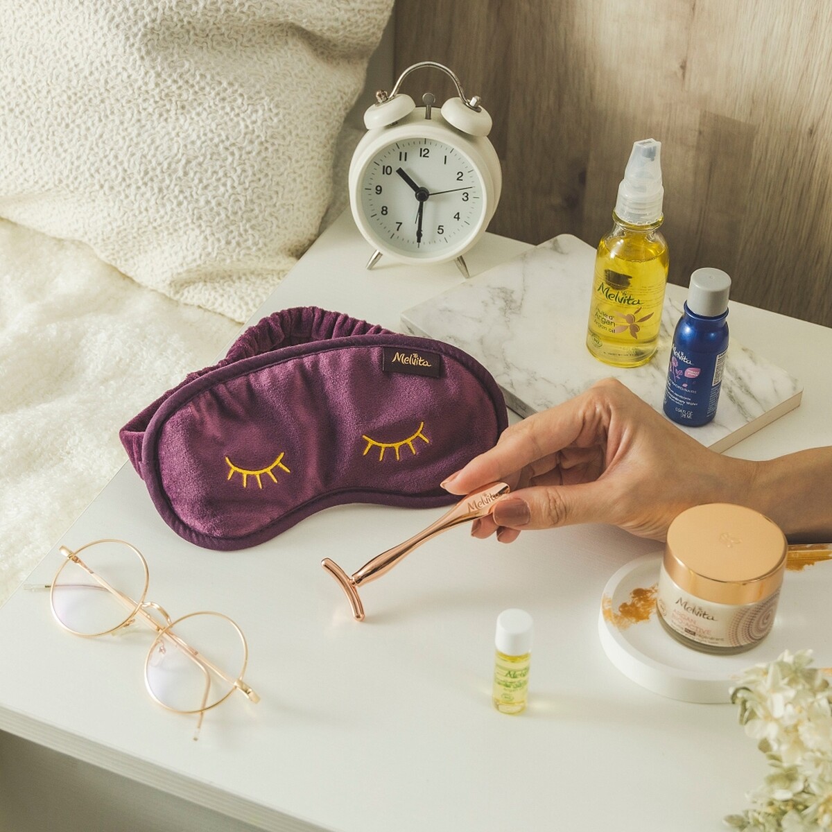 Melvita蜜葳特晚安美肌小臉禮。