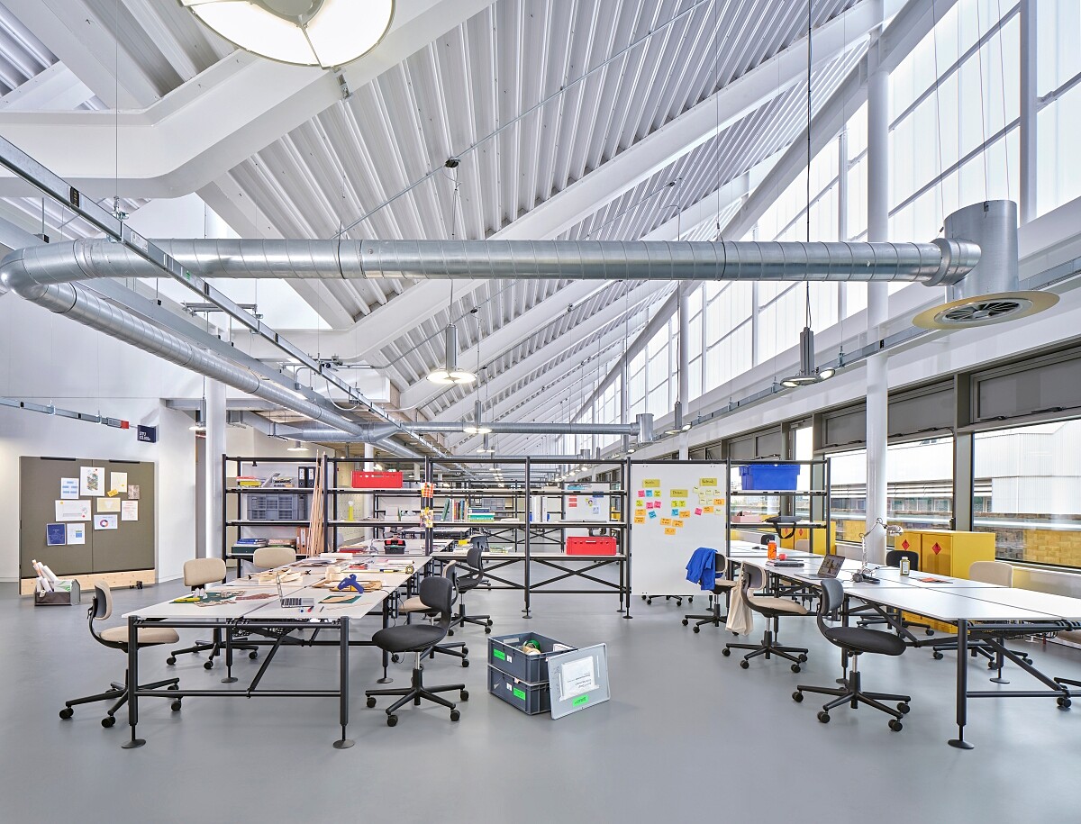 英國皇家藝術學院。