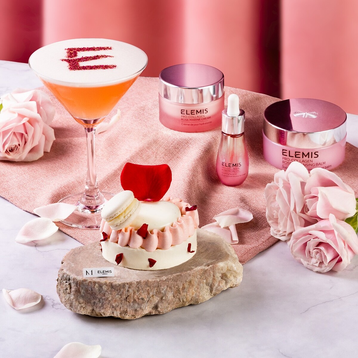 ELEMIS x M ONE CAFE A11館限定聯名雙人玫瑰下午茶。