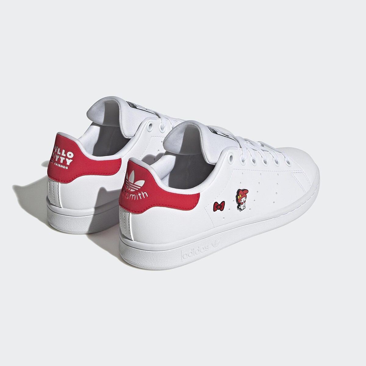 Hello Kitty X Stan Smith，NT 2,990