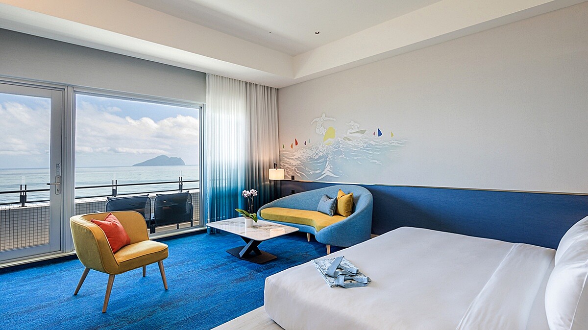 全館60%房間都是海景房，拉開窗簾就能淨化眼球！