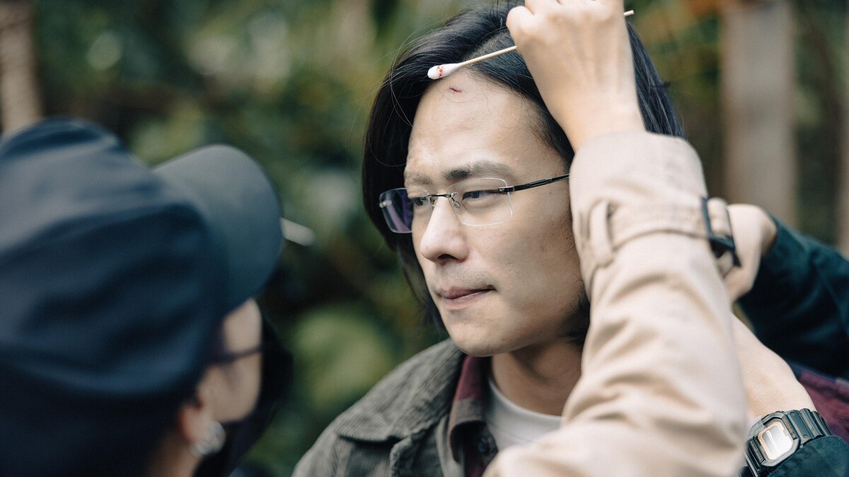 夏騰宏拍《模仿犯》撞破頭 開玩笑稱「是條漢子」不喊痛