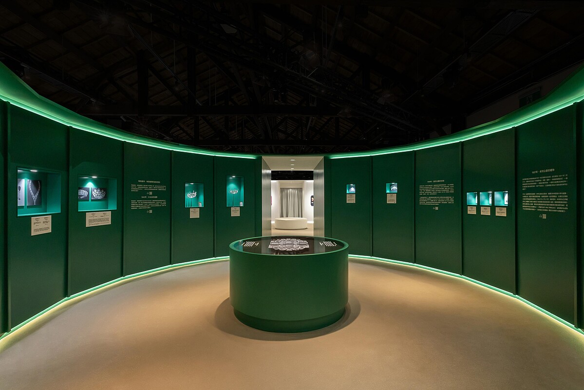 Boucheron全新Histoire de Style, Like a Queen 高級珠寶展於台北展出