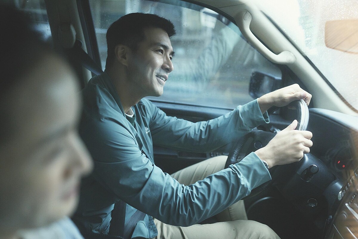 賀軍翔為《不夠善良的我們》白頭敬業表示心甘情願「被設計」