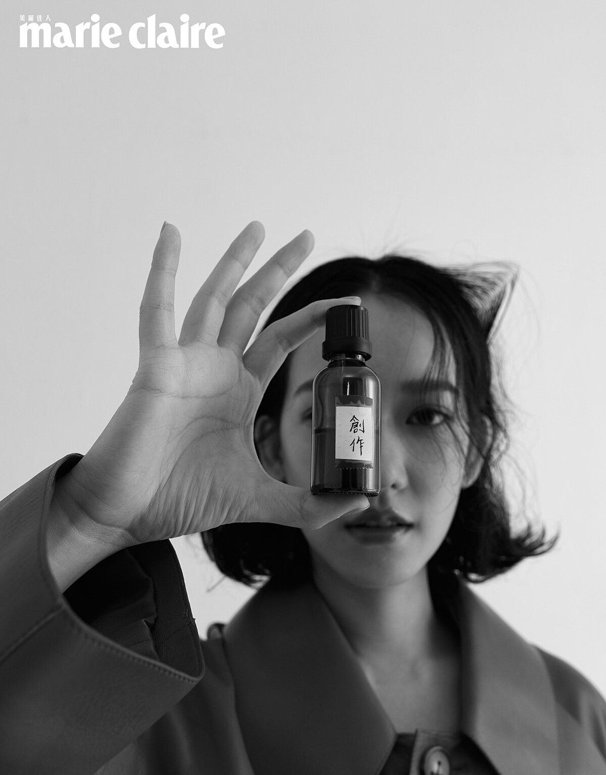 紅色皮革風衣，by Tod&rsquo;s。