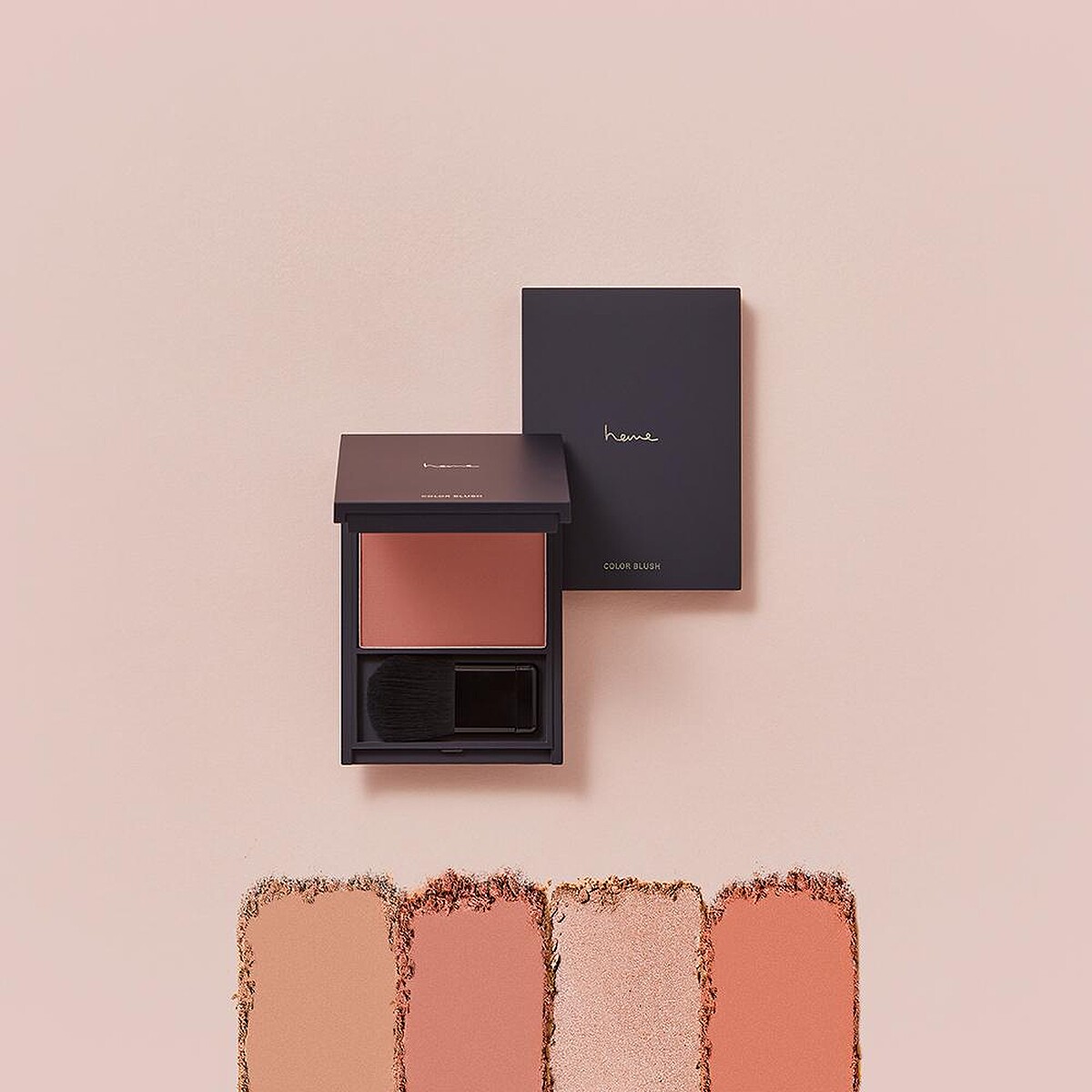 heme特調腮紅Color Blush情境圖。