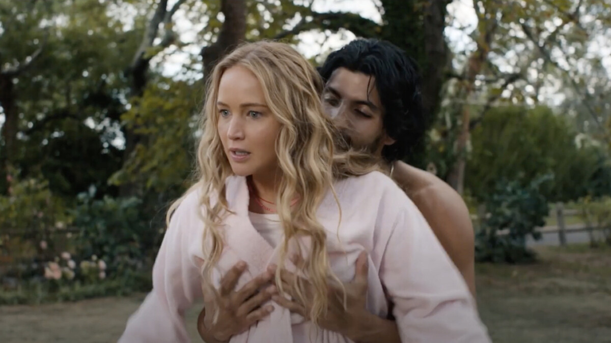 珍妮佛勞倫斯《珍愛硬起來》狂挑逗19歲處男!被猛男掐胸、火辣熱舞通通來