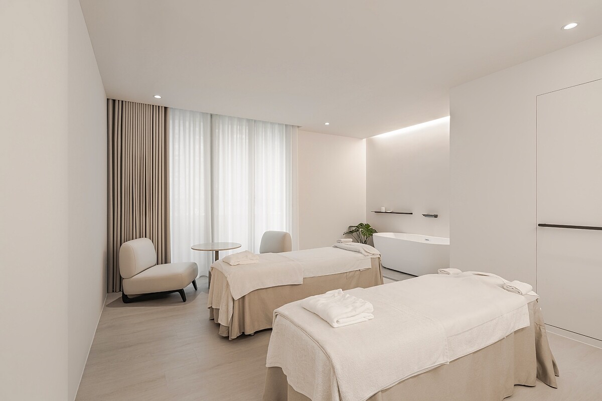 FIRICOT杉杏肌膚管理中心雙人VIP房。