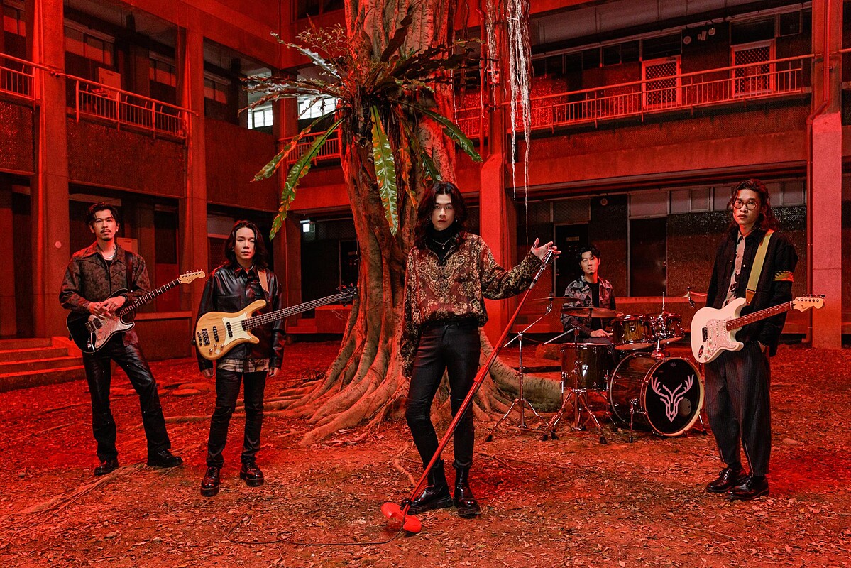 麋先生打造《模仿犯》氣勢磅礴主題曲〈一種說法〉