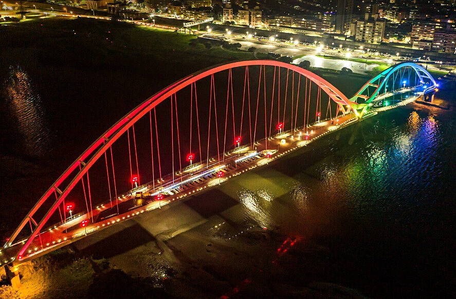 新月橋板橋端 圖片出處:新北市觀光旅遊網