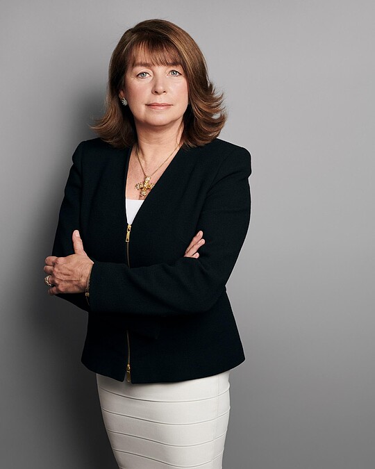 Tiffany & Co.首席寶石學家暨全球高級珠寶副總裁 Victoria Wirth Reynolds女士