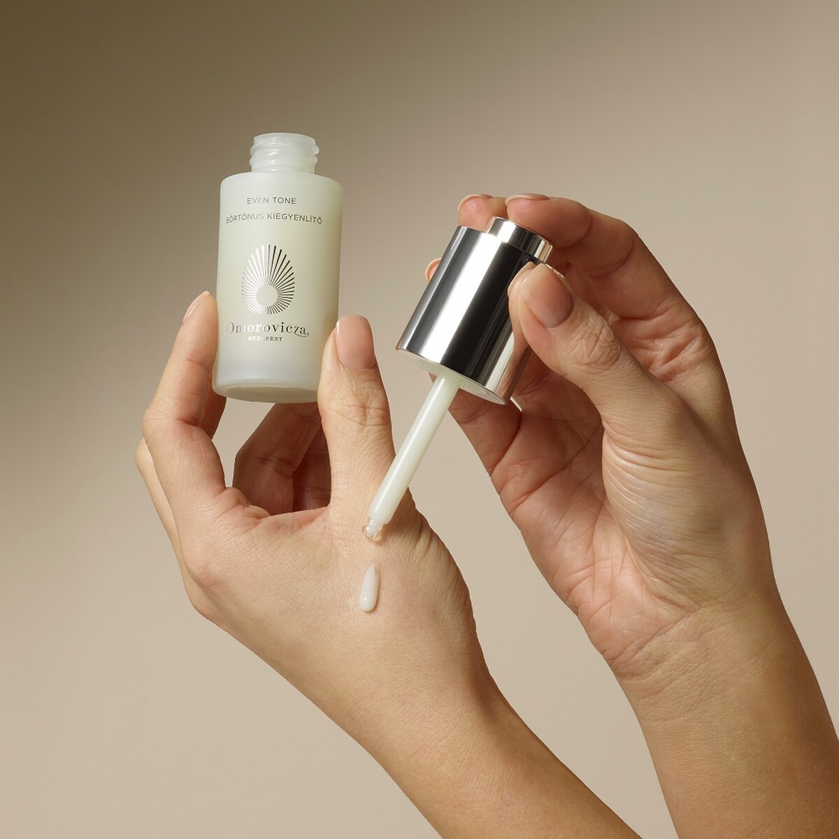 Omorovicza勻亮無瑕精華30ml，NT4,300