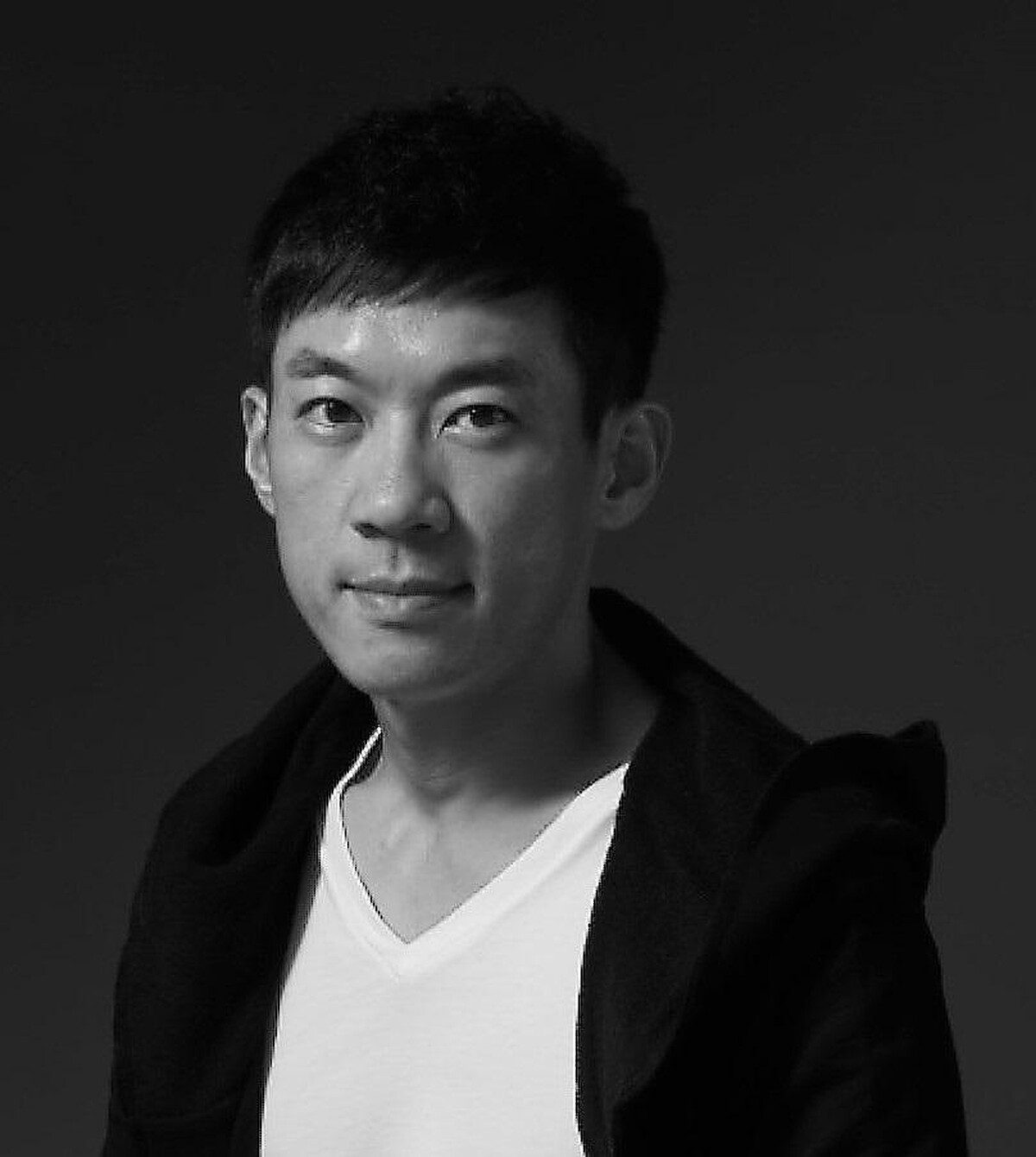 誠品書店松菸店│4/7 20:00│廣告鬼才龔大中將帶來最新力作《創意龔作心得報告》新書分享會。