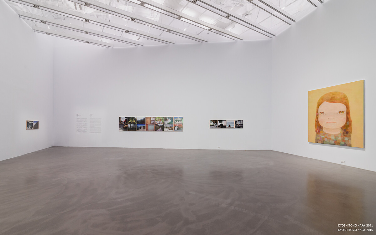 內惟藝術中心《跟著朦朧潮濕的一天去旅行》展場一隅