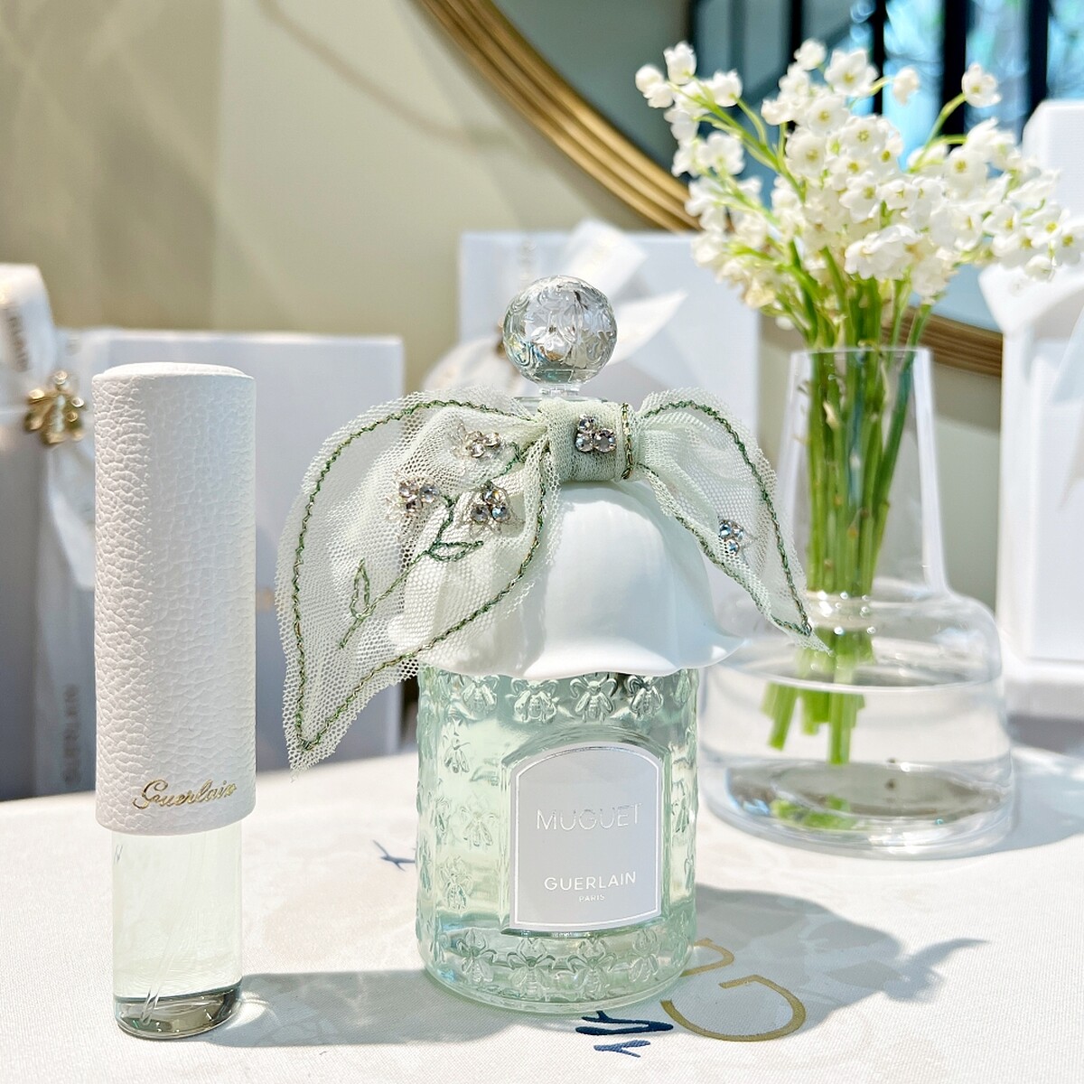 嬌蘭2023幸福永駐鈴蘭淡香水縷銀精瓷蜂印瓶125ml+20ml，NT28,000