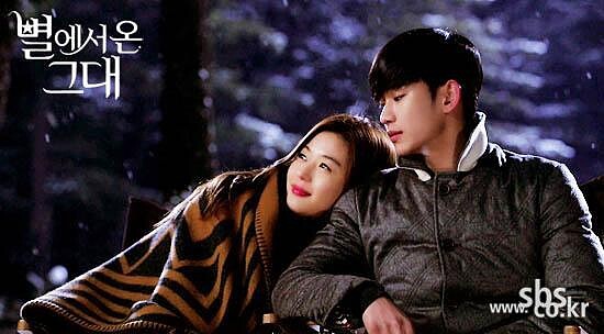 《來自星星的你》全智賢(左)、金秀賢(右)