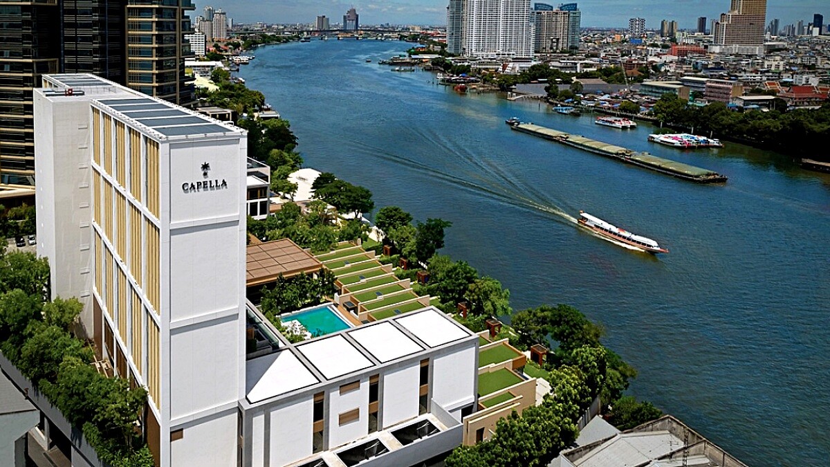 曼谷嘉佩樂酒店緊鄰「泰國第一大河」昭披耶河旁