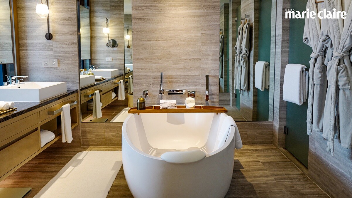 每間浴室皆有蛋形浴缸！