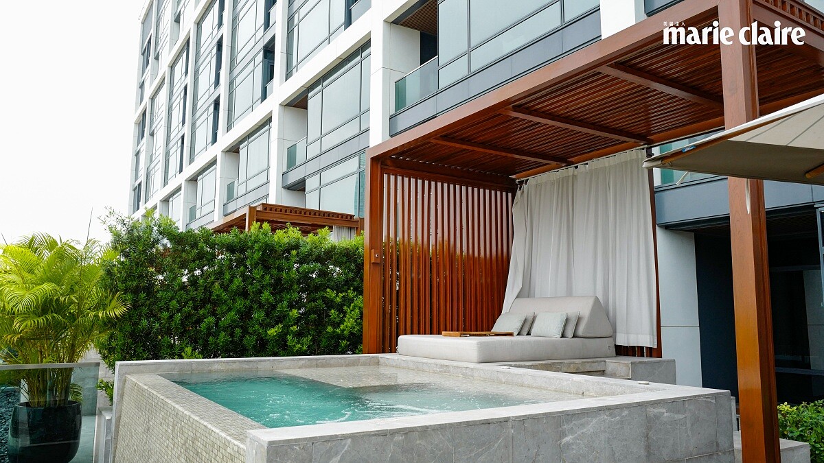 Verandah露台房擁有獨立花園露台及泳池