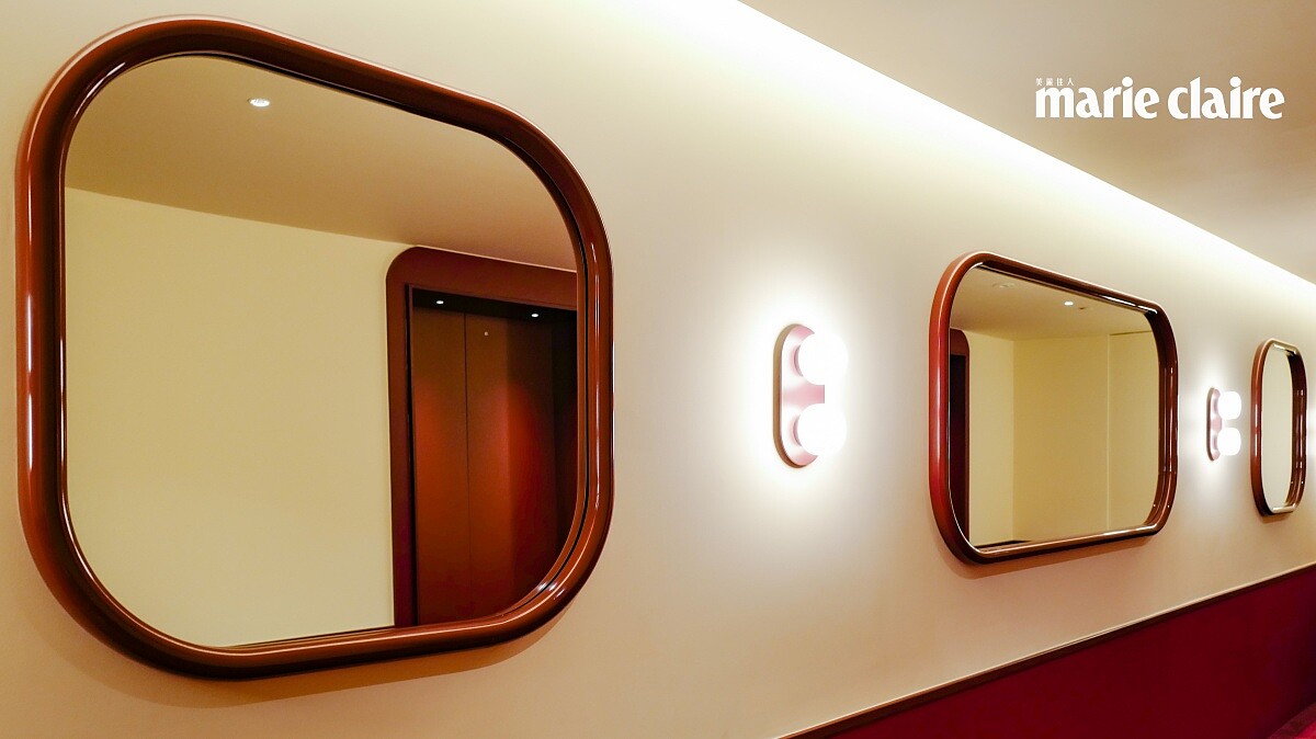 每層樓電梯出來都有不同色調佈置！