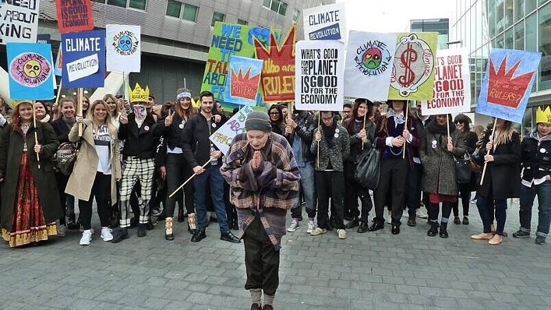 【個人意見專欄】關於人生的五四三：政治時尚