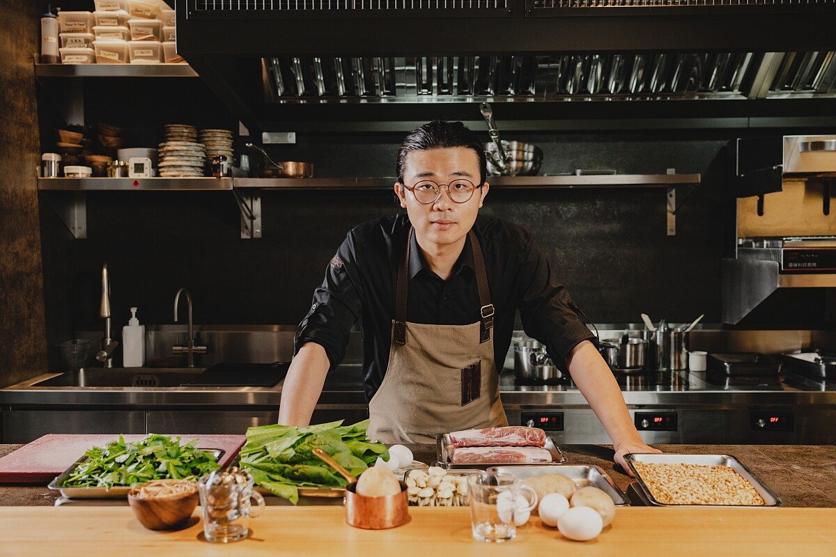 台中法式餐廳「L&rsquo;Atelier par Yao」主廚江曜宇。