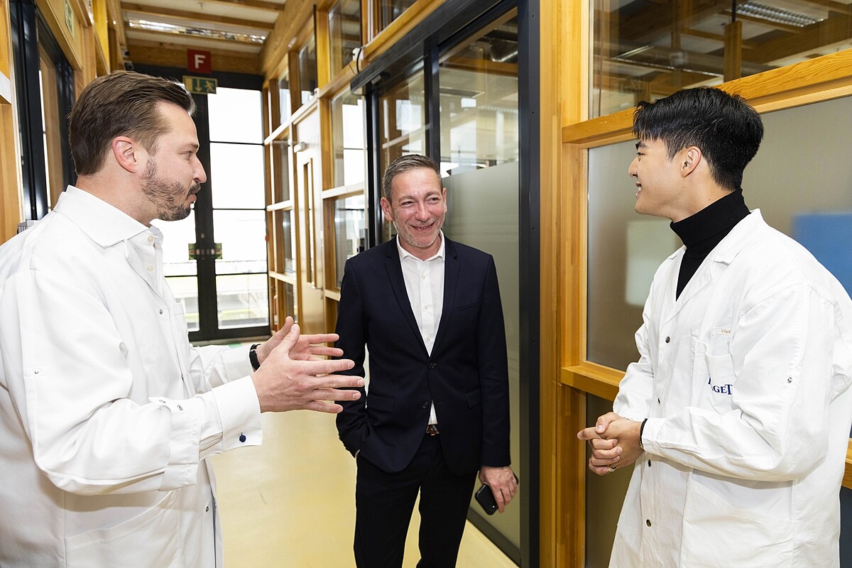 伯爵形象大使陳昊森參觀PIAGET瑞士總部，《美麗佳人》獨家照片