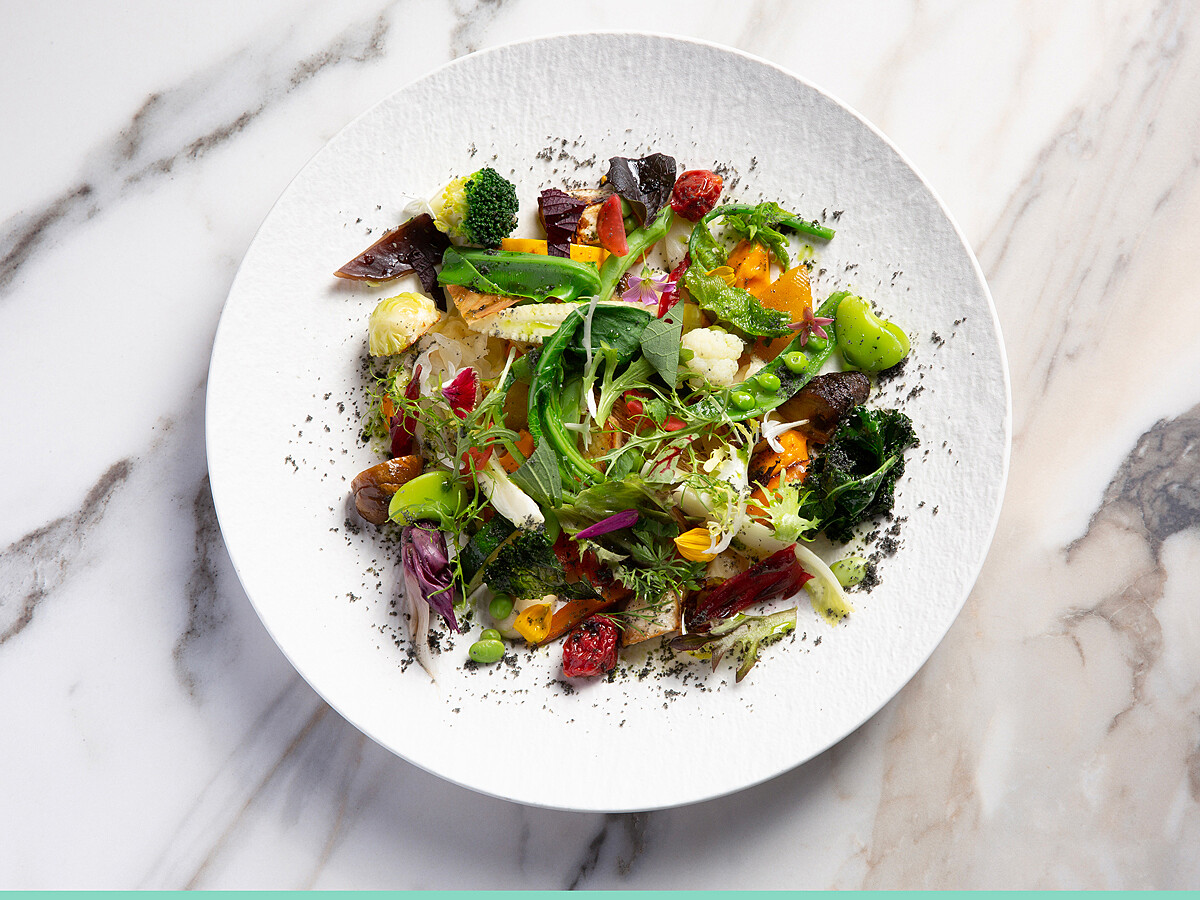 簡天才師傅經典名菜「大地時蔬」。