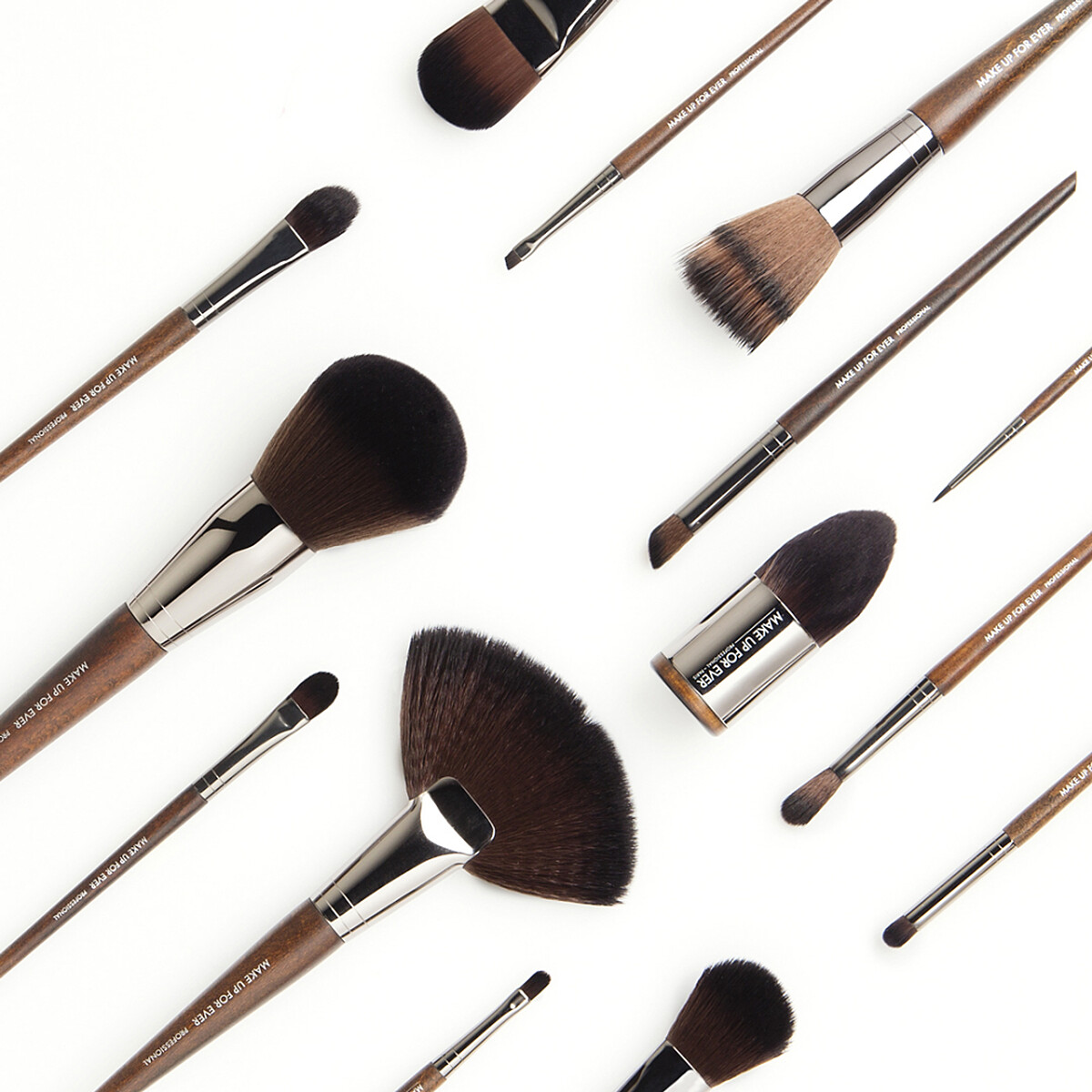 MAKE UP FOR EVER手工刷具系列。