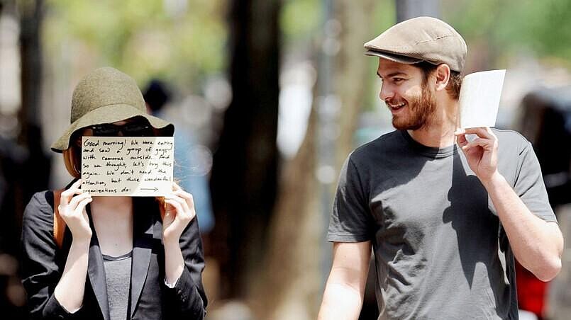 不准偷拍!?學學艾瑪史東和安德魯加菲是這樣反狗仔的