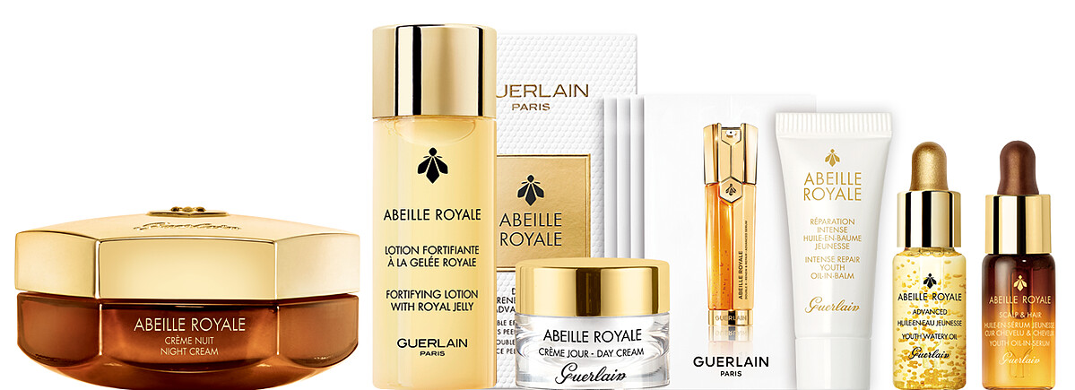 買：皇家蜂王乳修護晚霜 50ml，贈：皇家蜂王乳蜜露 40ml、皇家蜂王乳平衡油3G 5ml、皇家蜂王乳雙導精華 體驗禮(輕巧盒裝版)、皇家蜂王乳蜂蜜修護霜 7ml、皇家蜂王乳臉部身體全能乳霜5ml、皇家蜂王乳頭皮修護精華 5ml，優惠價$ 6,650，價值$ 10,823【61折優惠】。