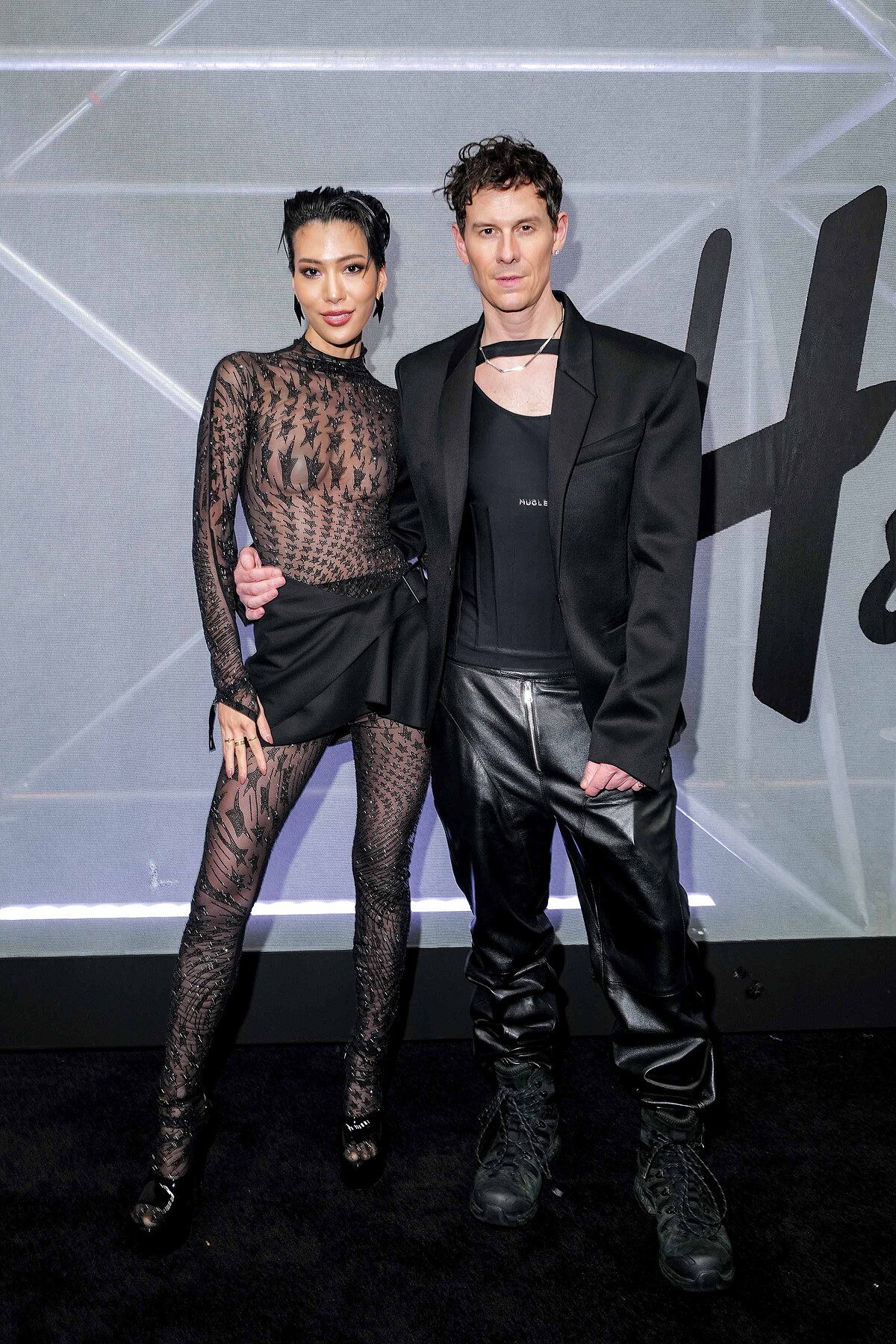 莫莉與 Mulger 創意總監 Casey Cadwallader