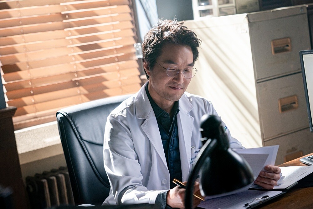 韓石圭 飾演 金師傅/夫勇周