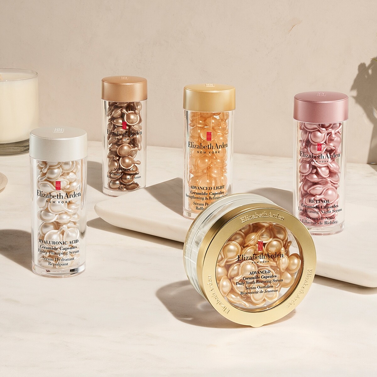 伊麗莎白雅頓膠囊家族。