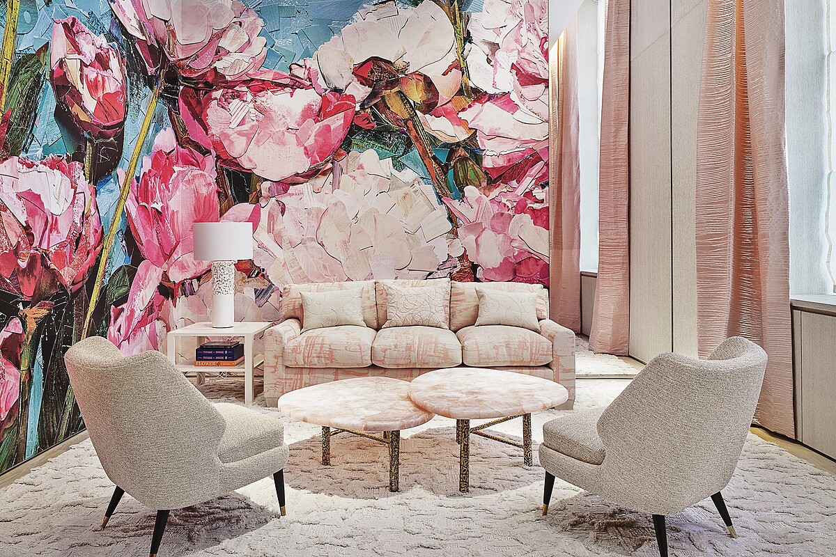巴西藝術家Vik MUNIZ所創作的花卉壁紙裝飾於3樓隱密的珠寶鑑賞包廂。
