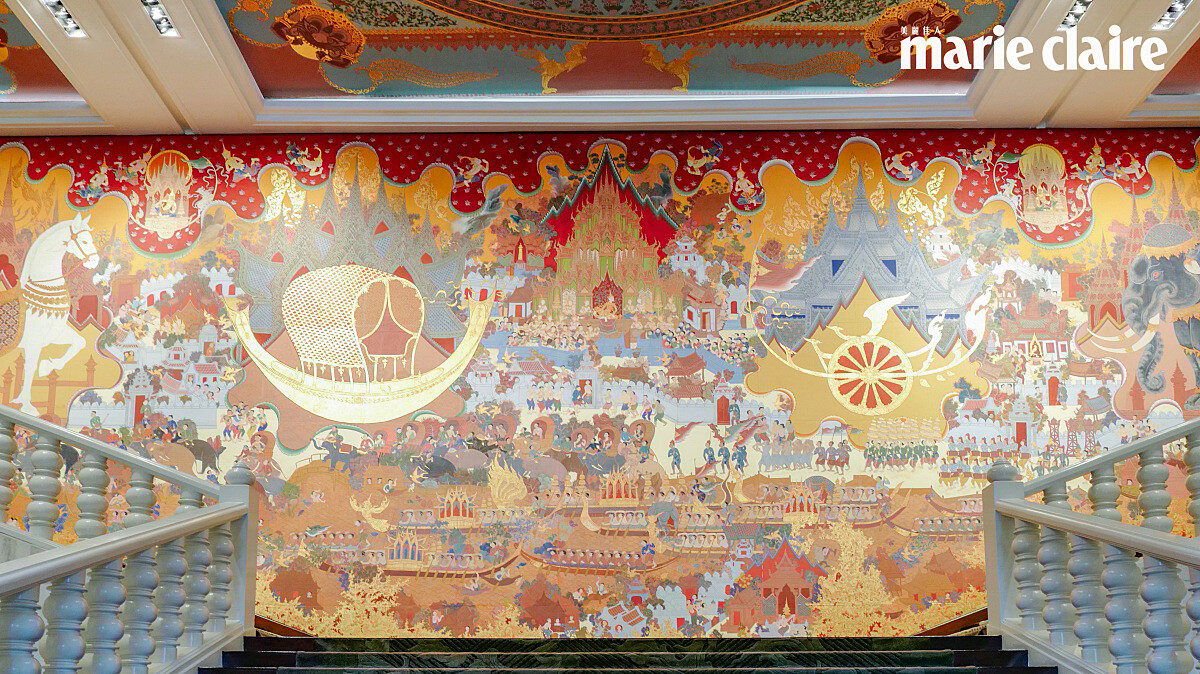 曼谷暹羅安納塔拉酒店樓梯旁有大型壁畫