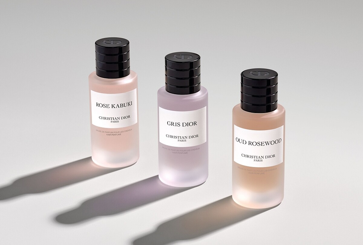 DIOR迪奧香氛世家髮香噴霧情境圖。