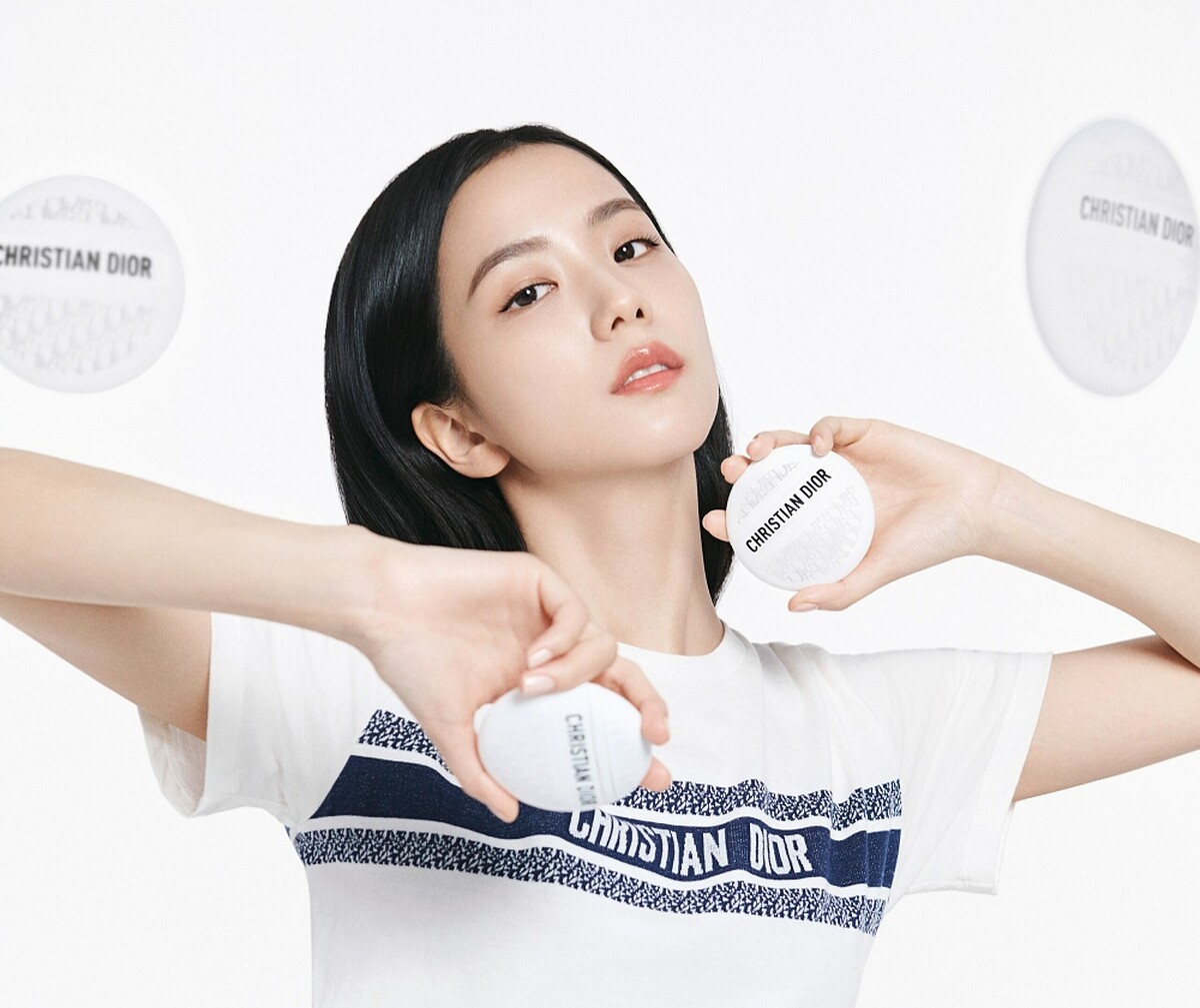 Dior迪奧全球品牌大使Jisoo形象照。