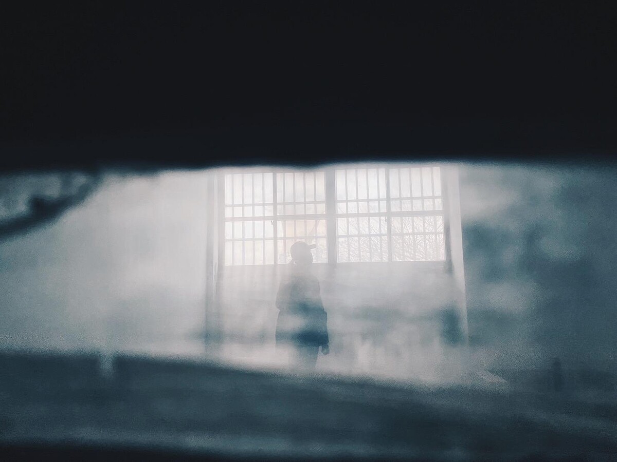 音樂藝術家王榆鈞將以〈行方不明〉交織出白恐歷史中的各種情感片段。（攝影／蔡美娟）