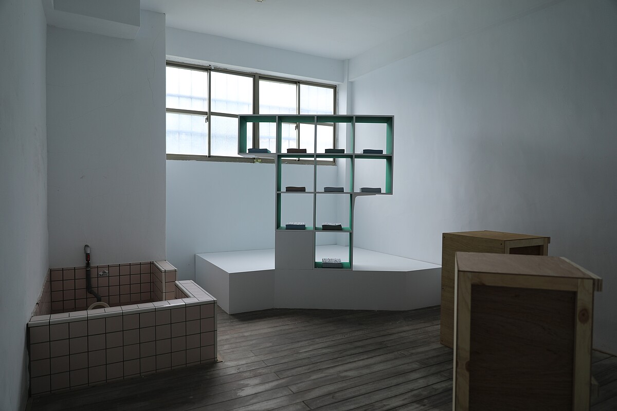 陳曉朋＿〈獻給那些黑白人生的彩色書〉